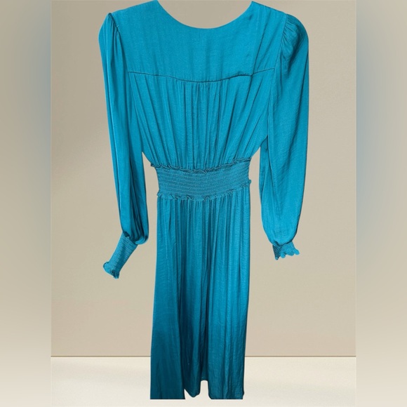 Ever New Evie Midi Dress - Picture 4 of 5